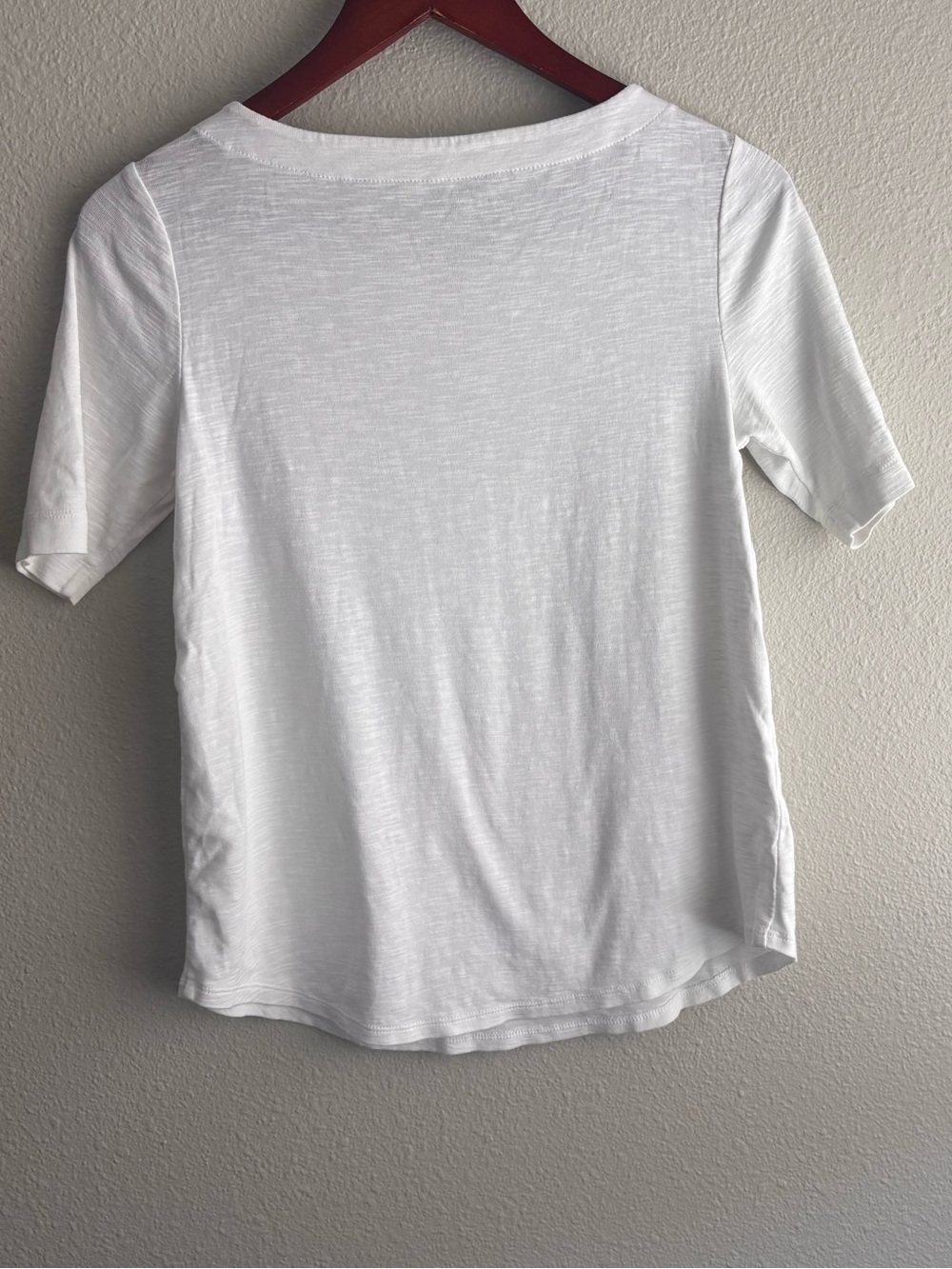 J. Jill White Short Sleeve Scoop Neck Tee - Picture 4 of 6